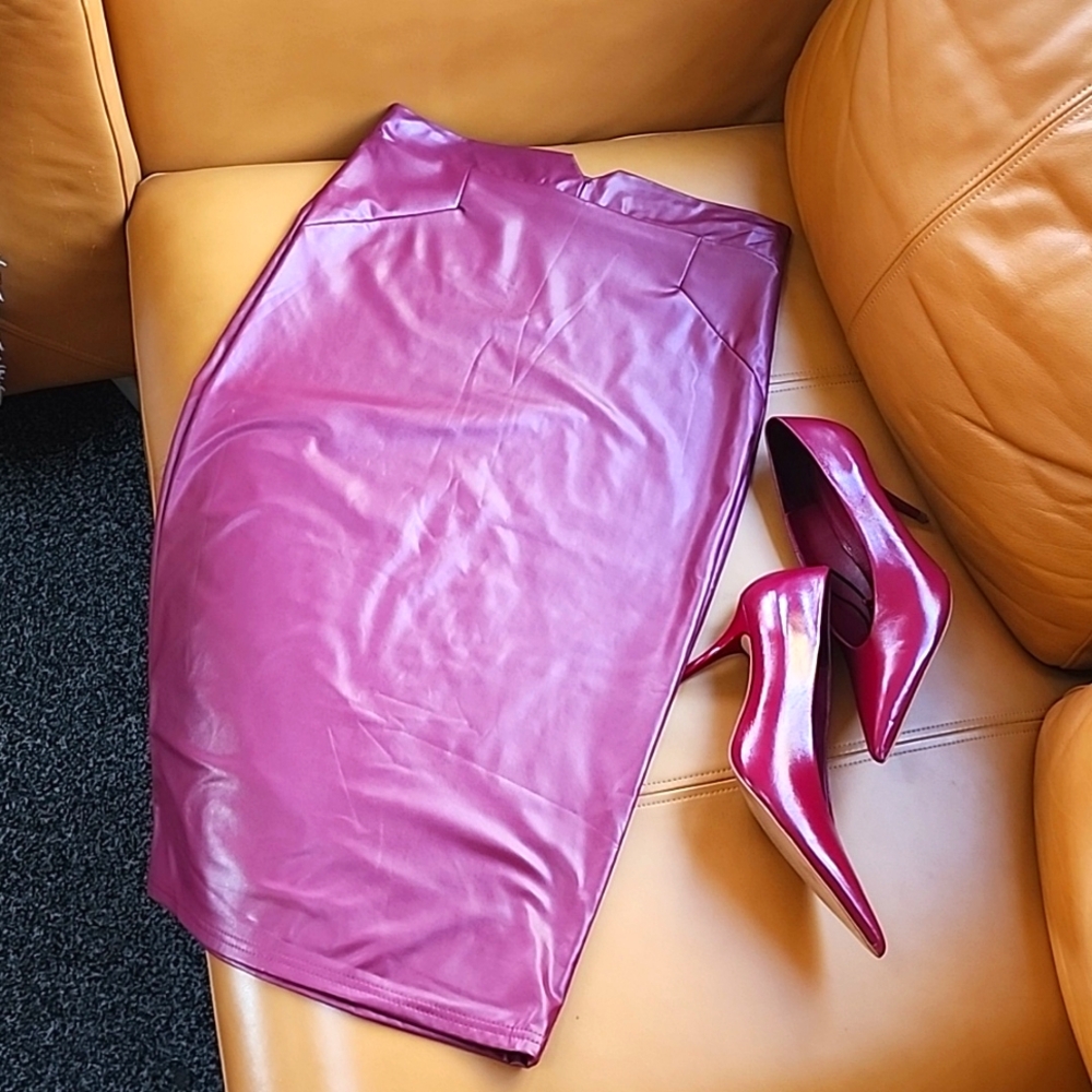 Faux leather skirt